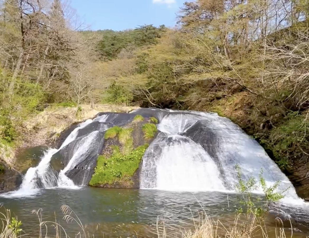イーハトーブ花巻ハーフマラソン 釜淵の滝 花巻観光スポット